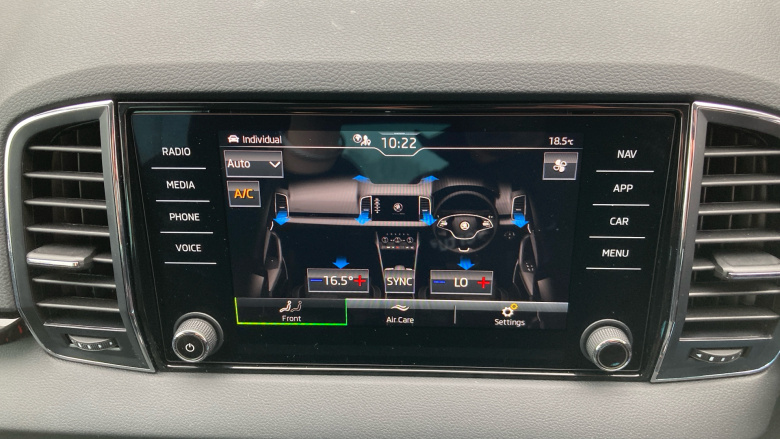 Skoda Karoq 1.5 TSI SE L 5dr Petrol Estate